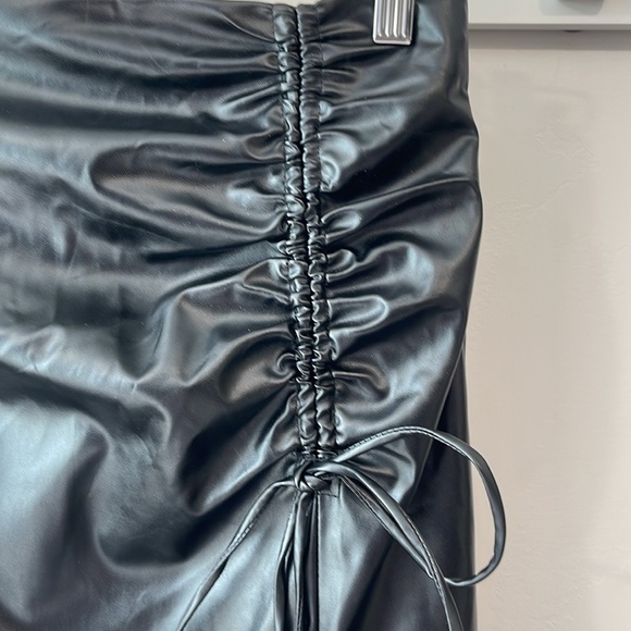 Cider, edgy style skirt - Picture 2 of 8